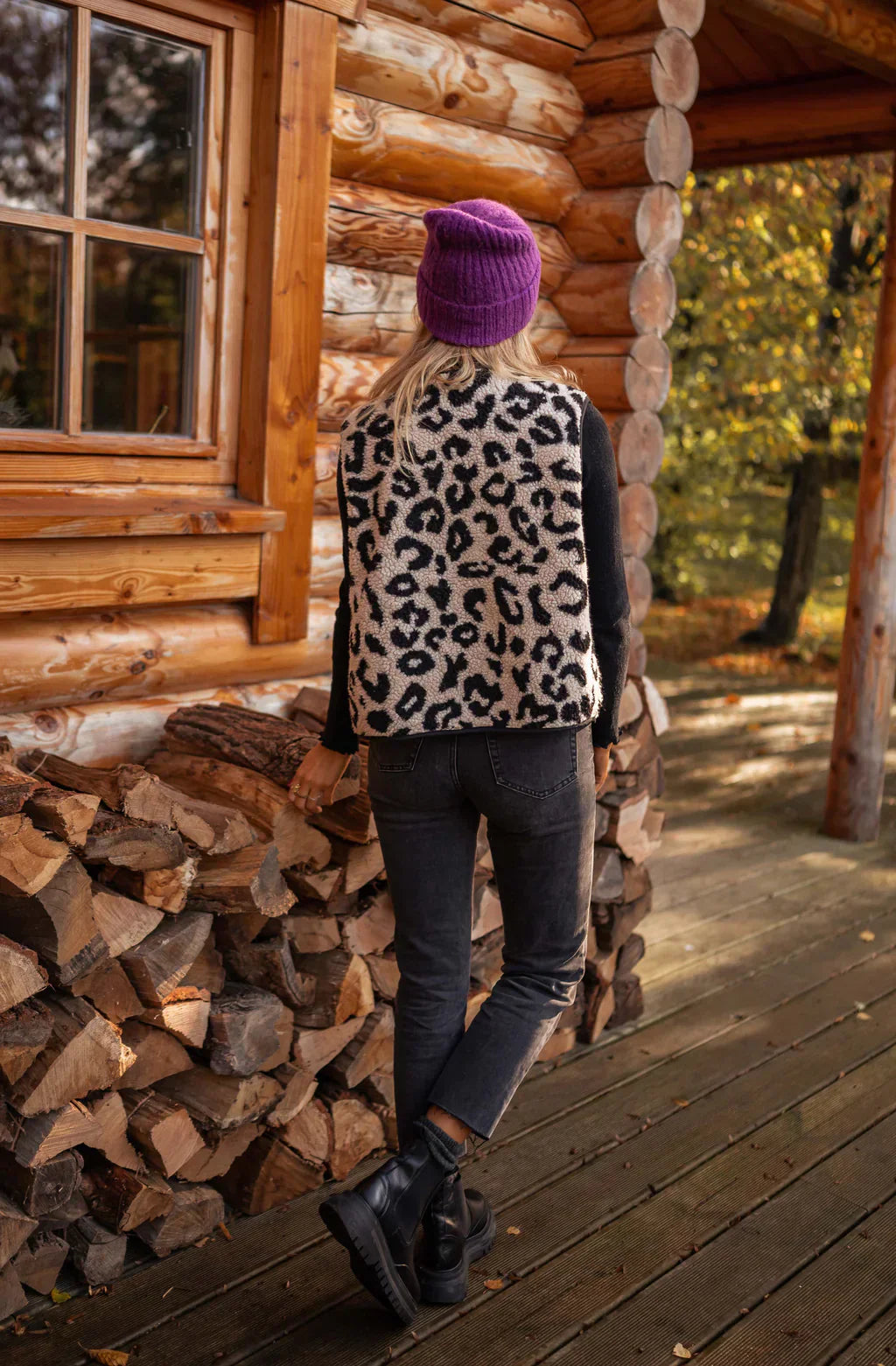 Alida | Dames Teddy Bodywarmer met Luipaard Print