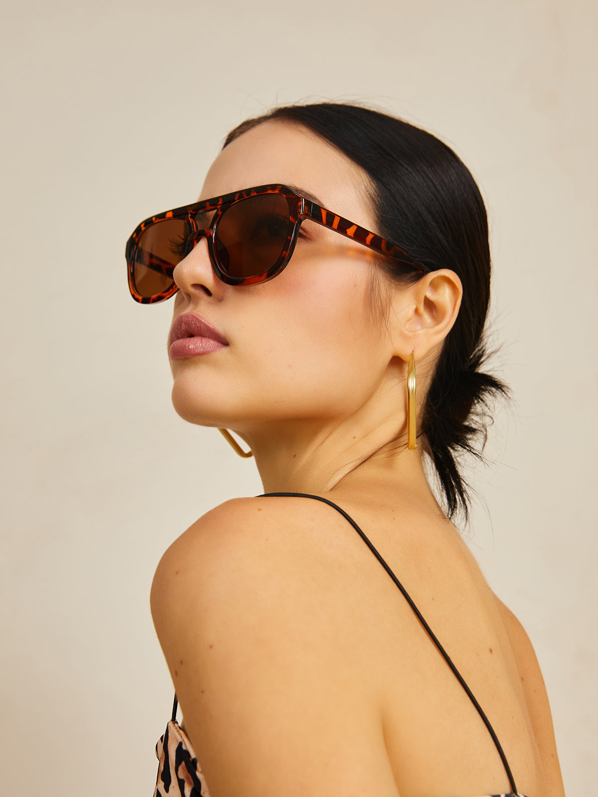 Dunyara | Trendy Leopard Print Zonnebril