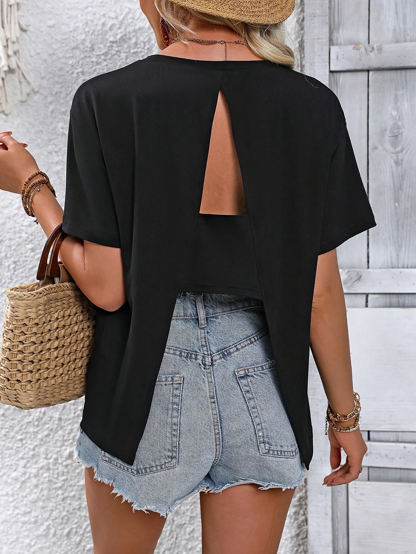 Caia | Dames Top met Open Rug – Slim Fit & Trendy Look
