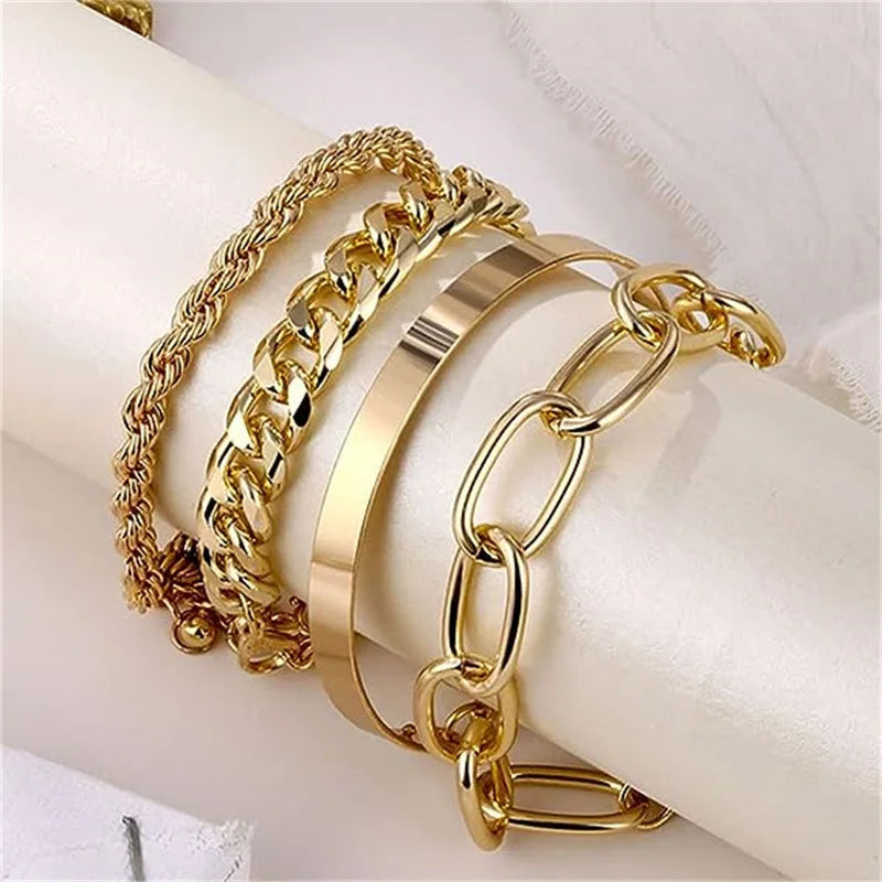 Loleta | Gouden 4-delige Armbanden Set – Luxe Sieraden Set