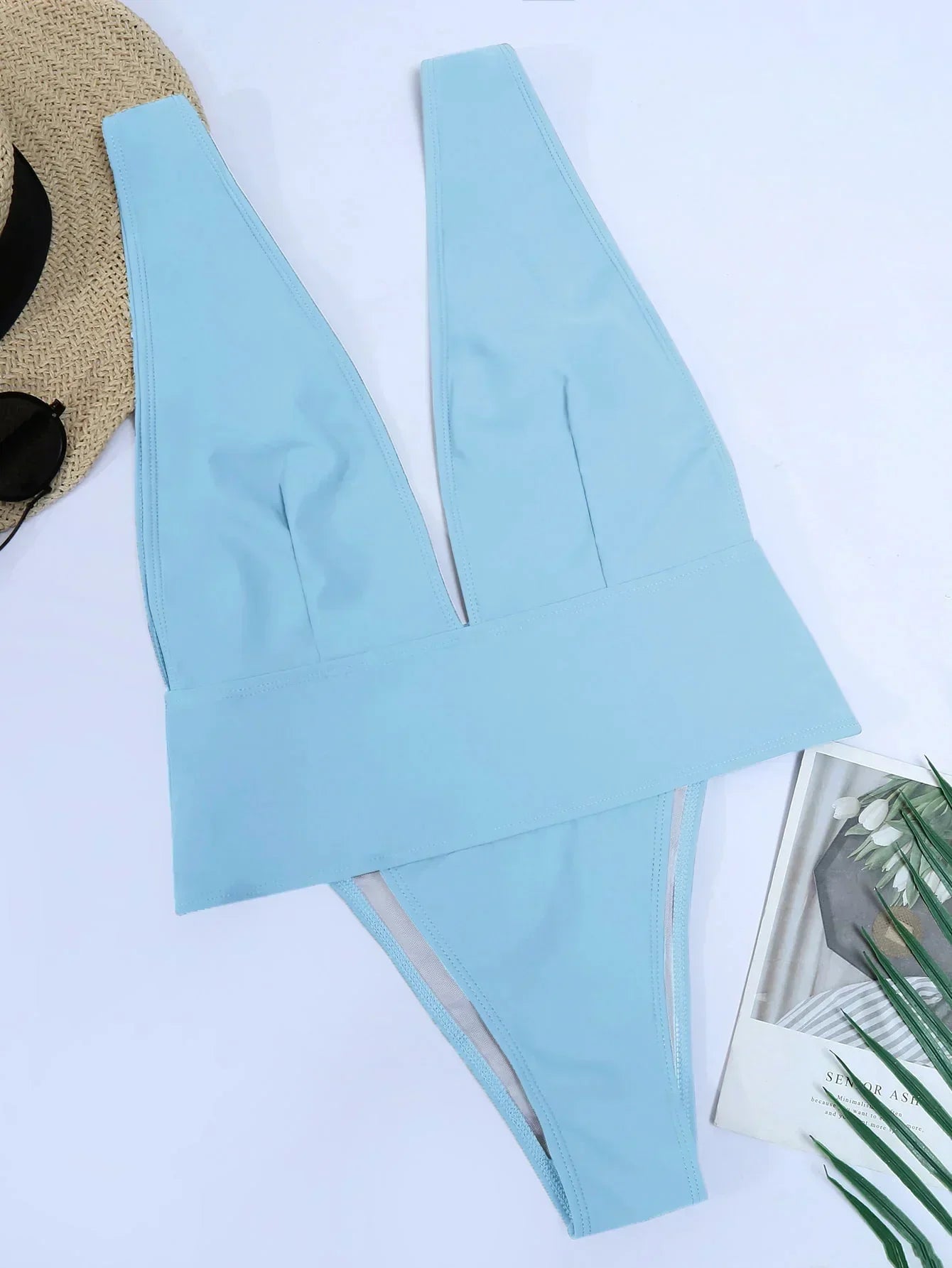 Lou-Anne | Badpak met Diepe V-hals en Open Rug Design – Sexy & Elegant Zomerlook