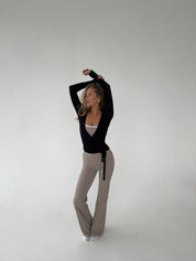 Leila | Zwarte Wikkel Top met Lange Mouw