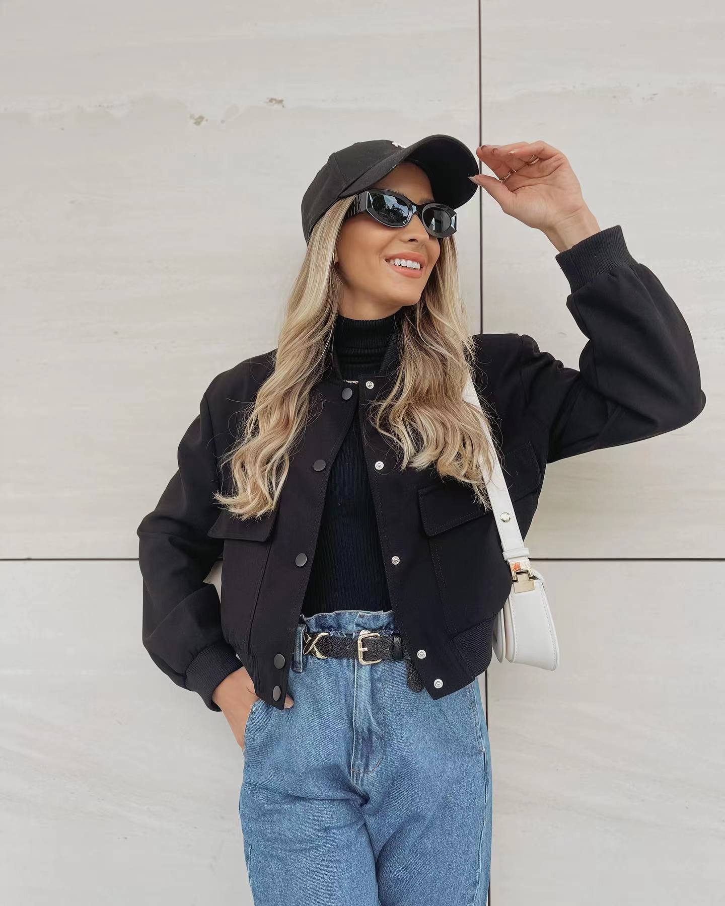 Keara | Chique Korte Bomberjack met Urban Flair
