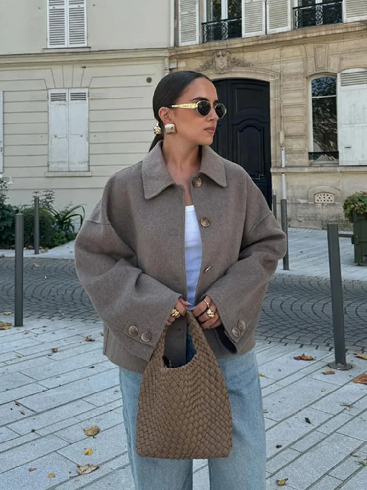 Hélené | Stijlvolle Dames Jas van Wolmix voor Herfst/Winter – Klassiek & Warm
