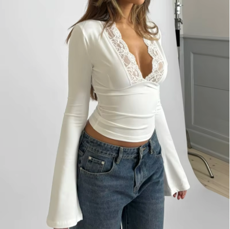 Viviane | Trendy Lace Top