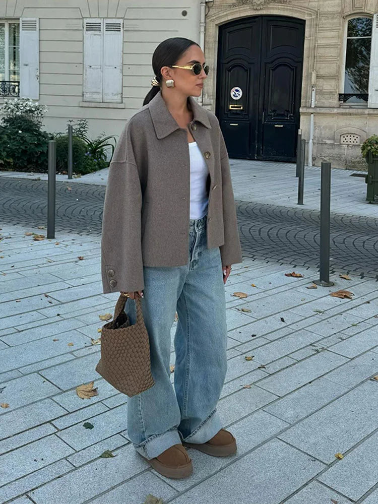 Hélené | Stijlvolle Dames Jas van Wolmix voor Herfst/Winter – Klassiek & Warm