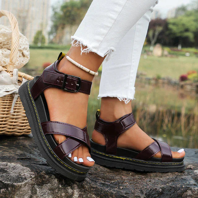 Viral Sandalen met Dikke Zool en Trendy Enkelbandje