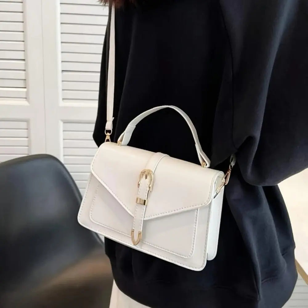 Sorel | Minimalistische Crossbody Tas met Gespsluiting