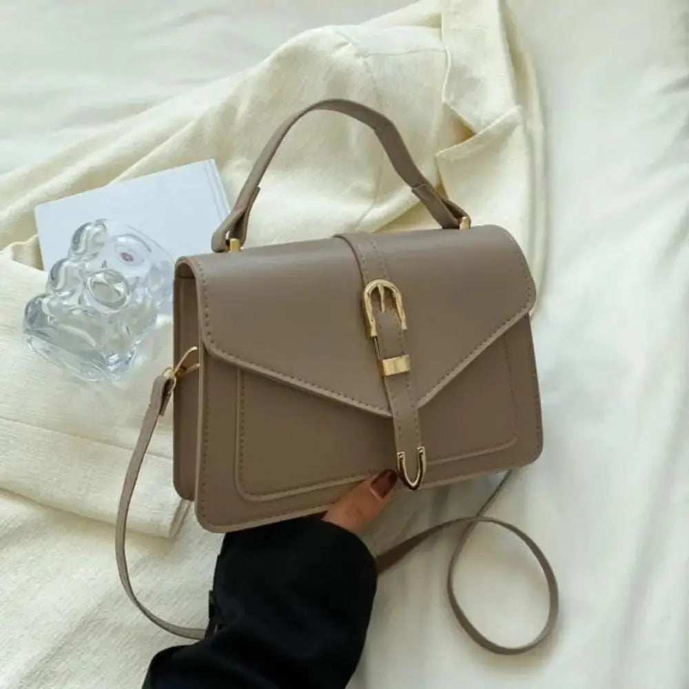 Sorel | Minimalistische Crossbody Tas met Gespsluiting