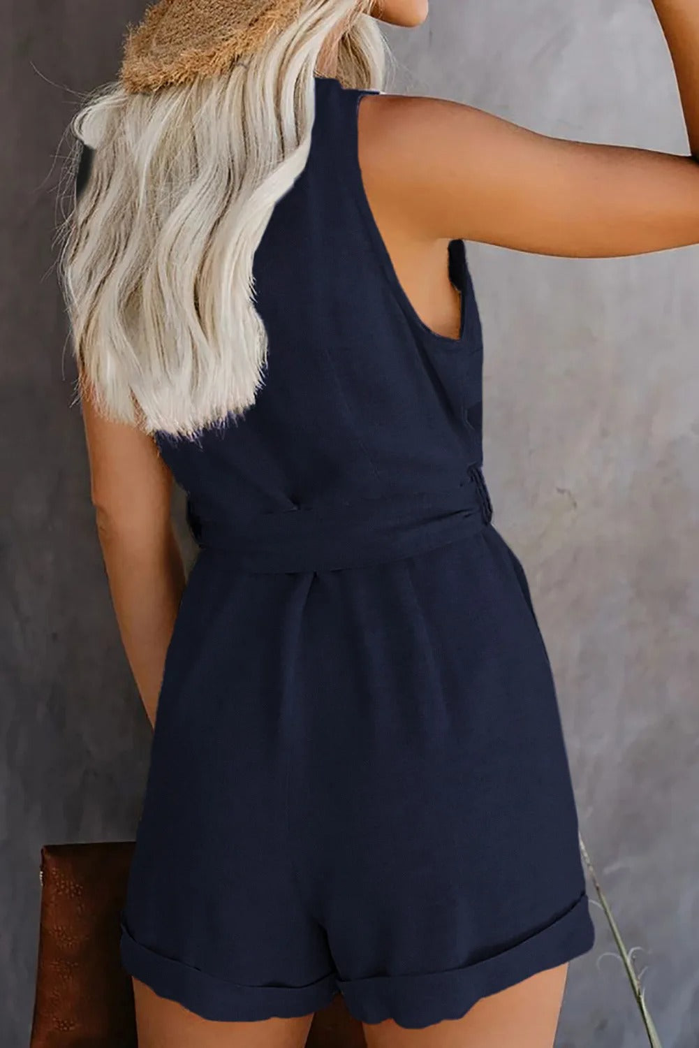 Pien | Playsuit met V-hals en Strik Ceintuur