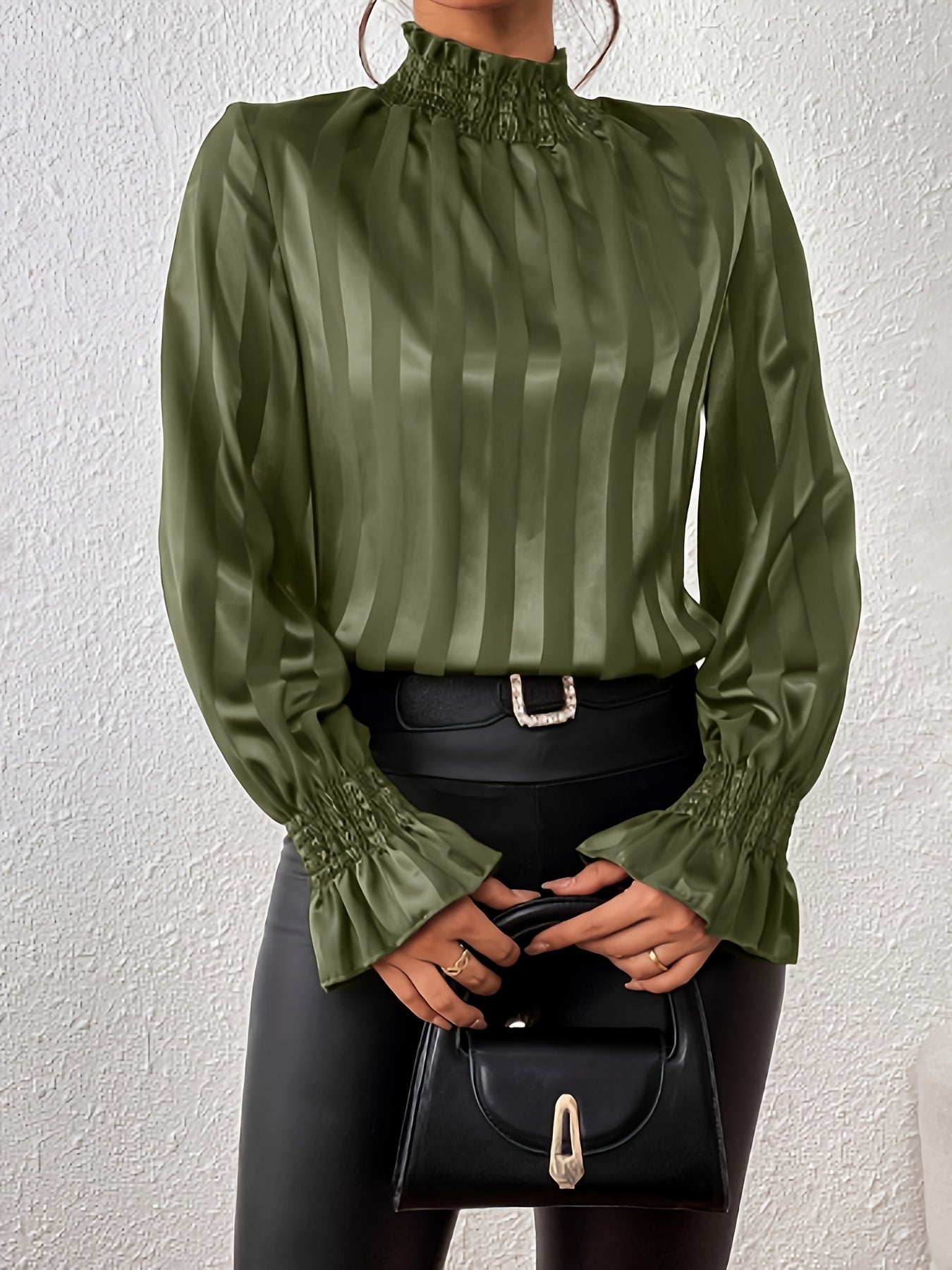 Elegante Satijn Gestreepte Blouse met Lange Mouwen voor Dames