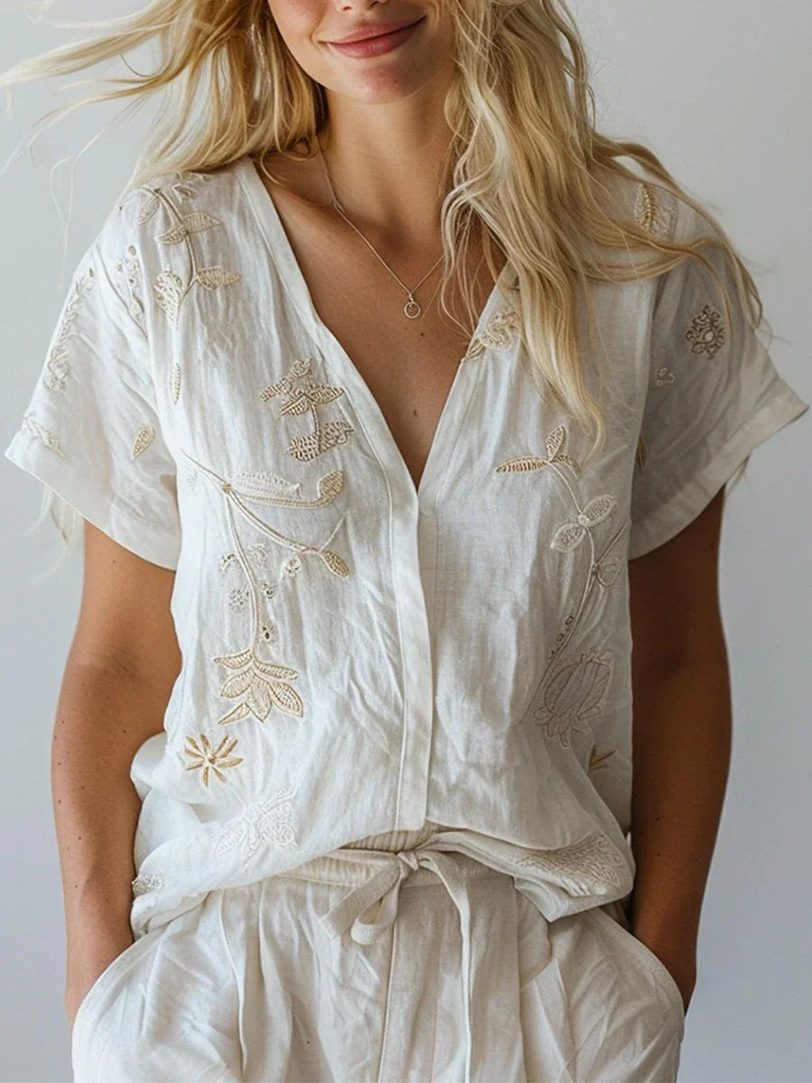 Linnen Zomer V-Hals Shirt met Geborduurde Bloemen