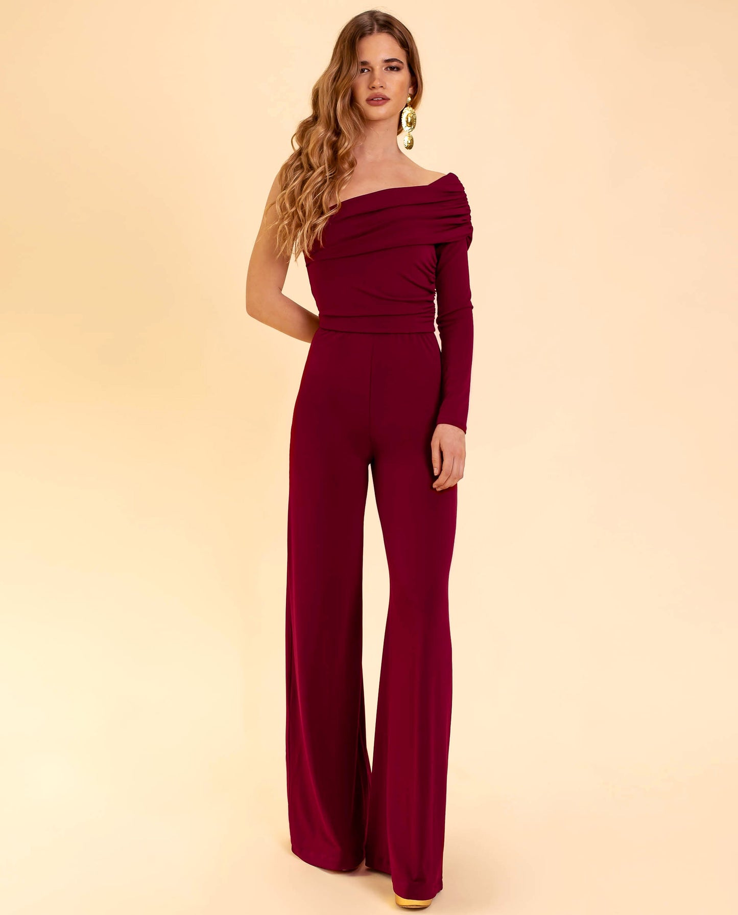 Dionah | Elegante One-Shoulder Bordeaux Jumpsuit