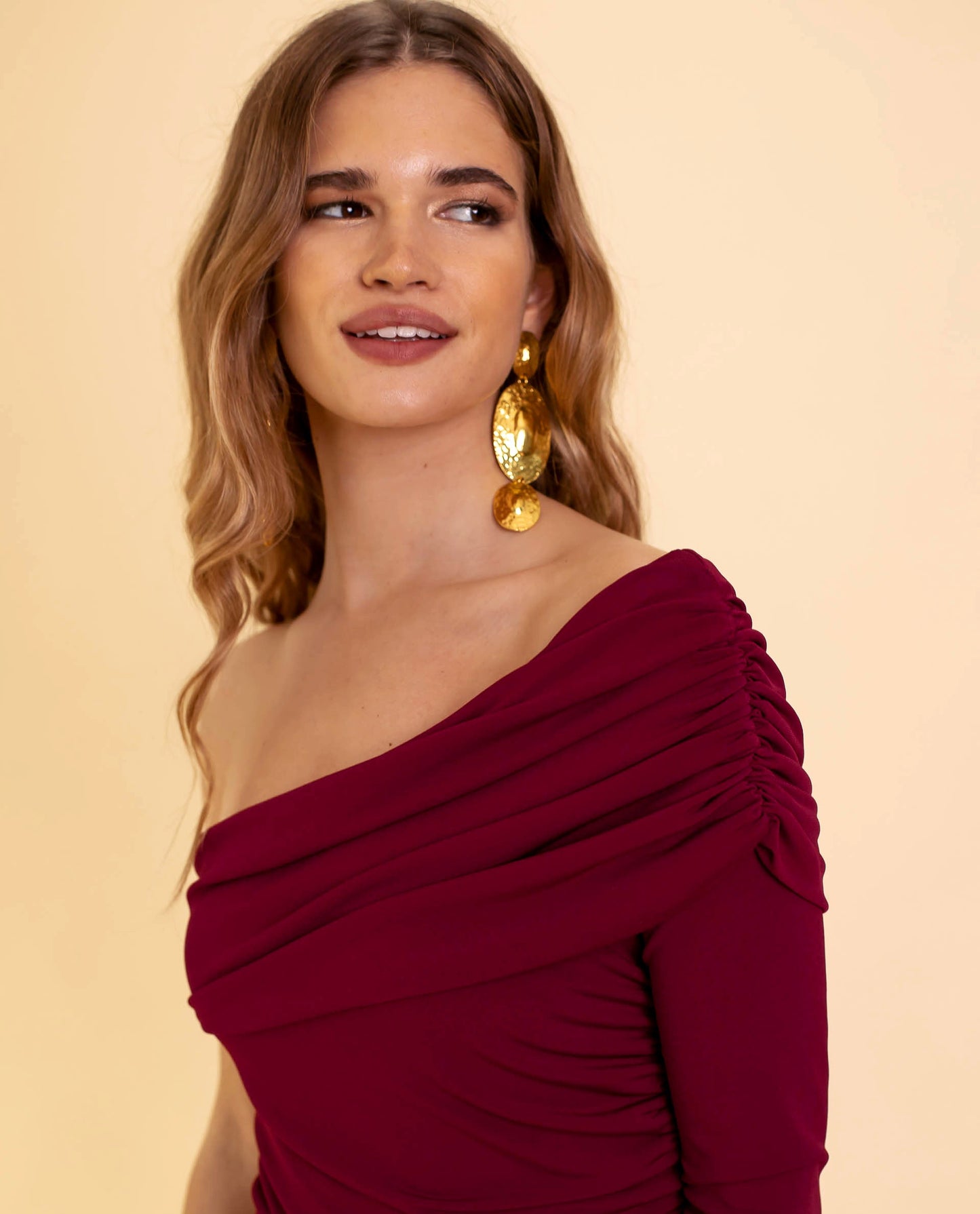 Dionah | Elegante One-Shoulder Bordeaux Jumpsuit