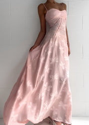 Grazia | Luxe Roze Jacquard Maxi Jurk met Corset Rugsluiting