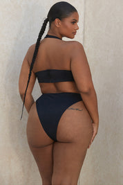 Leala | Trendy Badpak met Diepe V-Hals en Halternek voor Dames