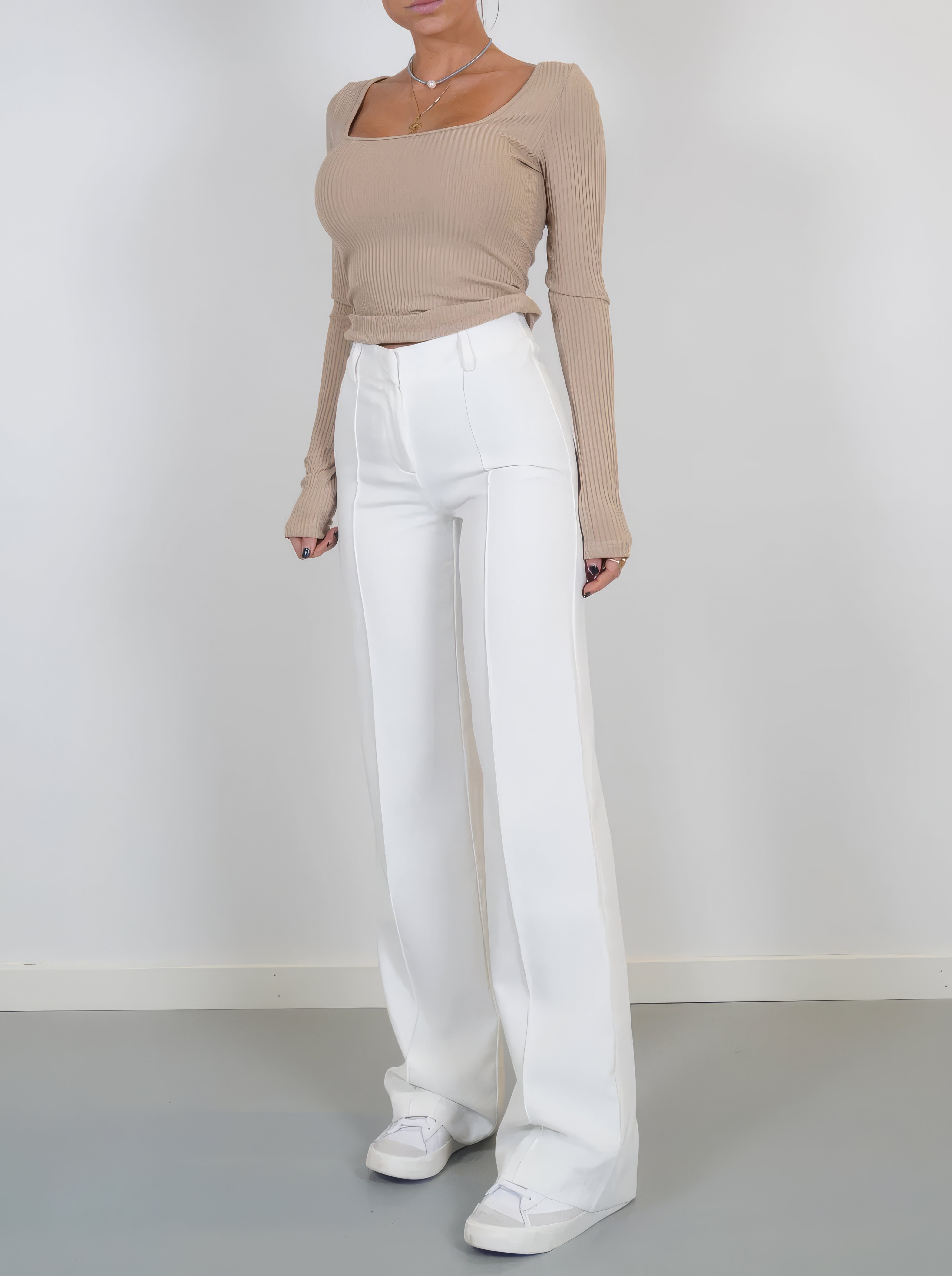 Beau | High-Waist Pantalon Met Rechte Pijpen