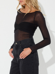 Jaylie | Elegante Off-Shoulder Crop Top met Lange Mouwen
