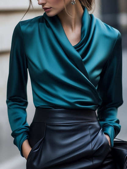 Luxueuze Bruine Satijnen Blouse met Getailleerde Pasvorm