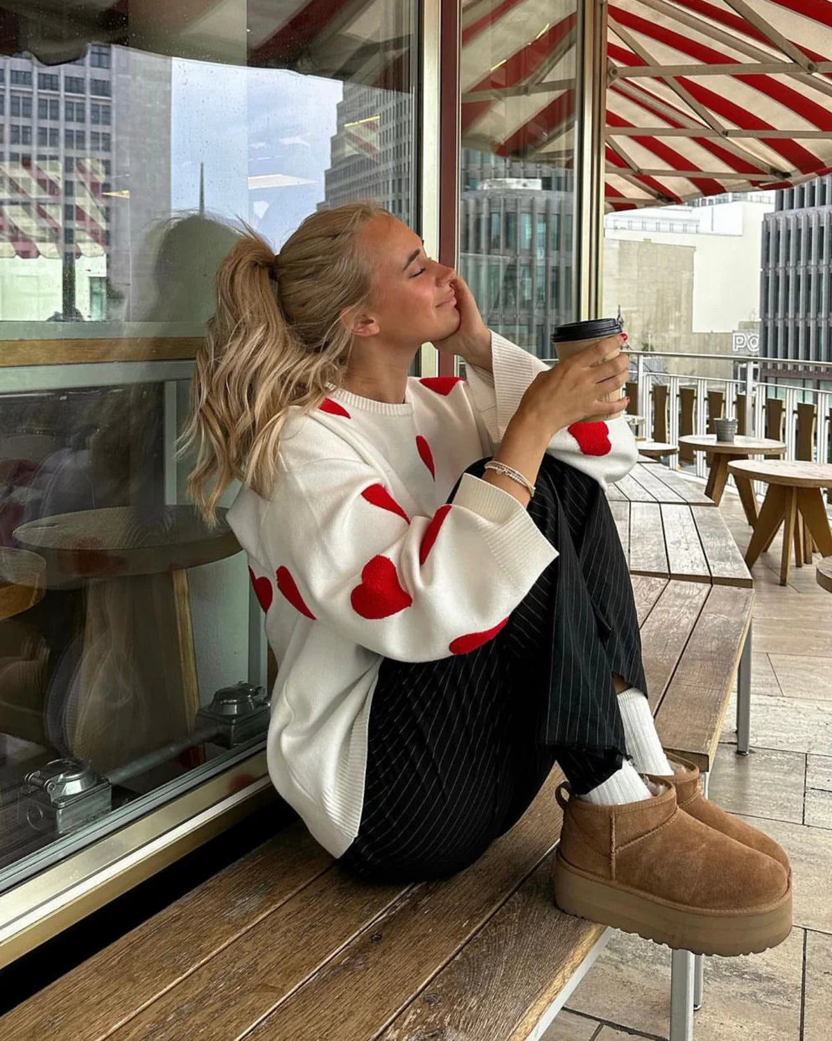 Love | Ultra Zacht Trui Dames - Trendy Design met Hartjes