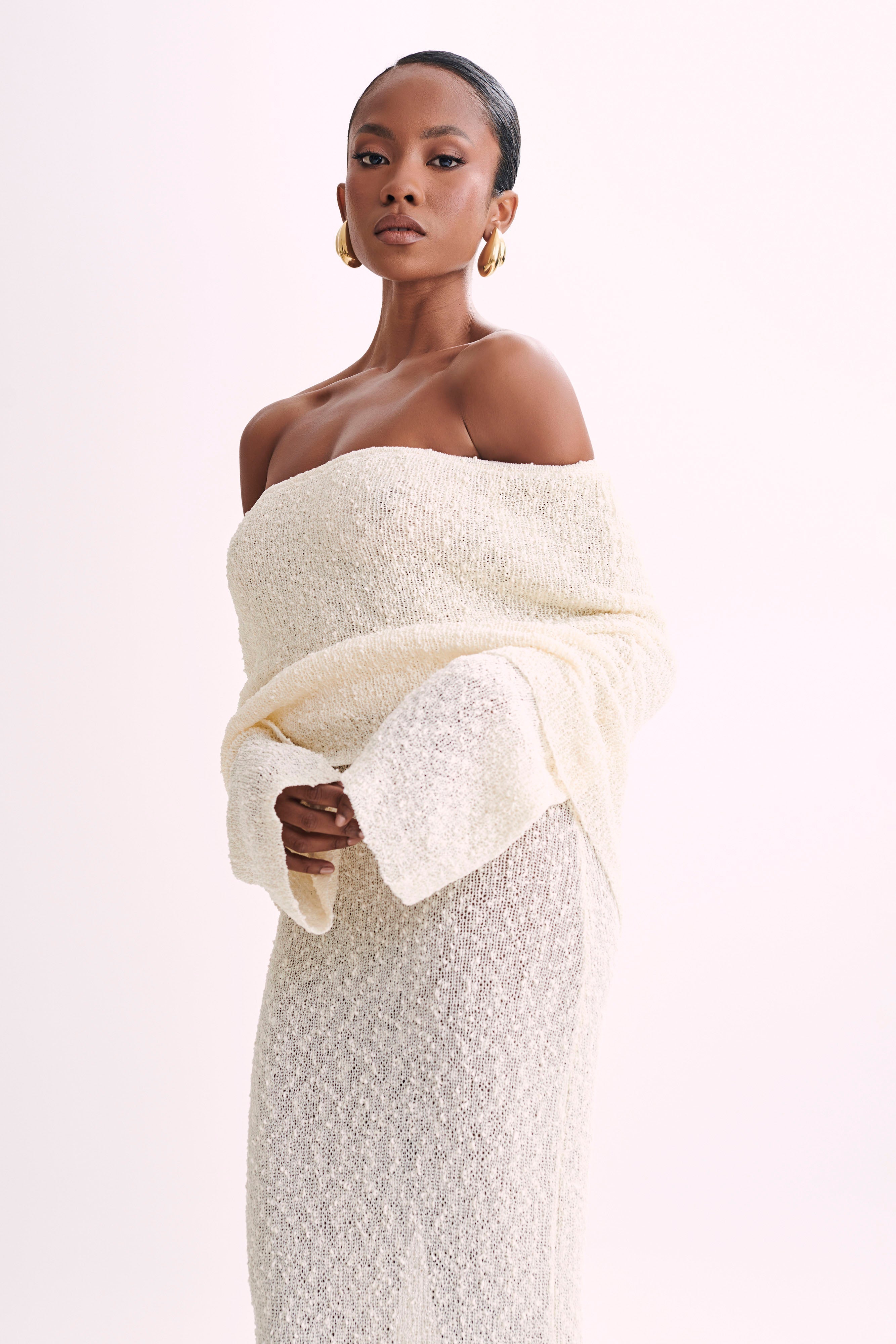 Angel | Bouclé Off-Shoulder Maxi Jurk