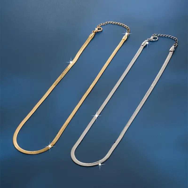 Loreto | Herringbone Ketting Goudkleurig – Minimalistisch & Chic