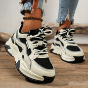 Trendy Sportieve Sneakers Zwart en Khaki