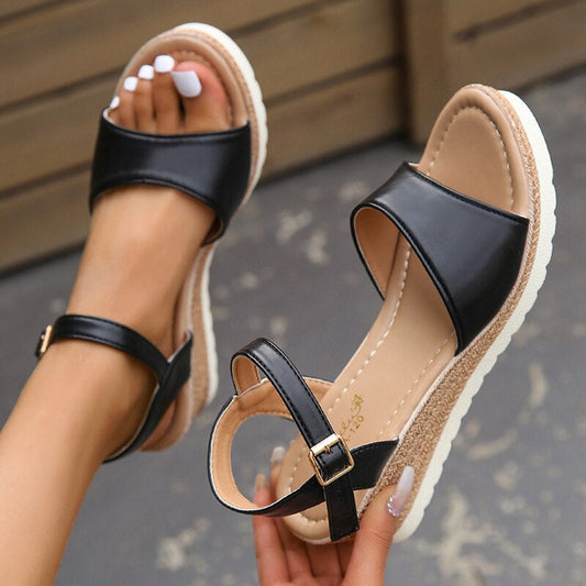 Milana | Zomerse Sandalen met Enkelgesp