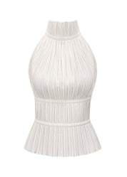 Nolana | Witte Plissé Backless Top – Racer Neck Design met Ruffles