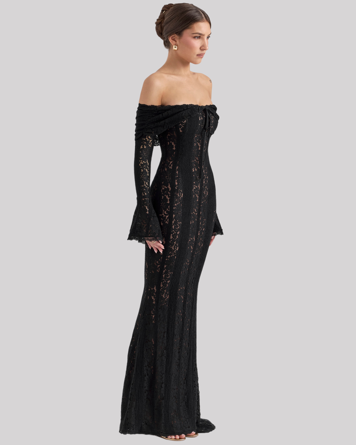 Suus | Luxe Off-Shoulder Maxi Jurk van Kant