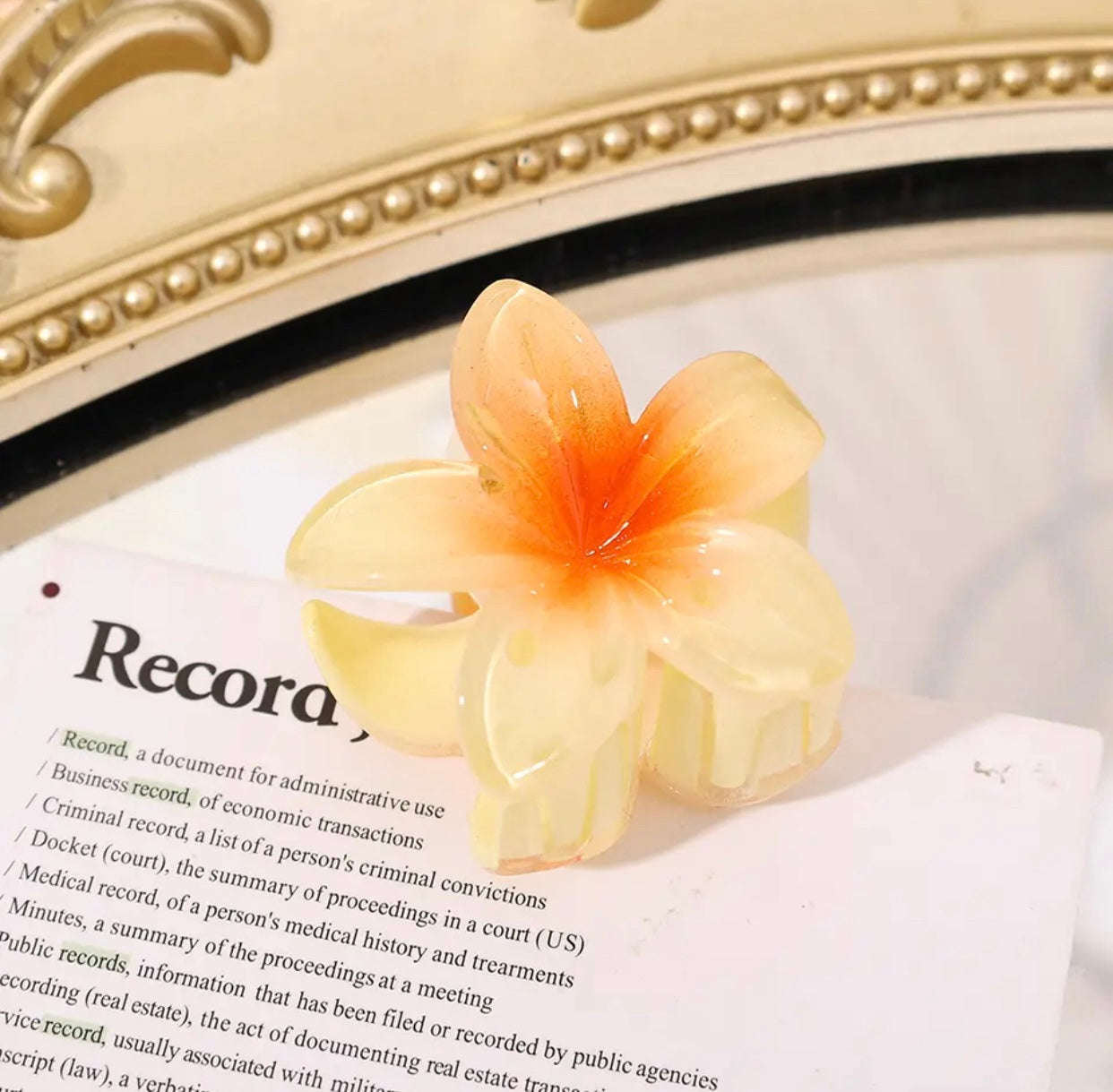 Tulip | Bloemvormige Haarclip – Stevige Grip & Elegant