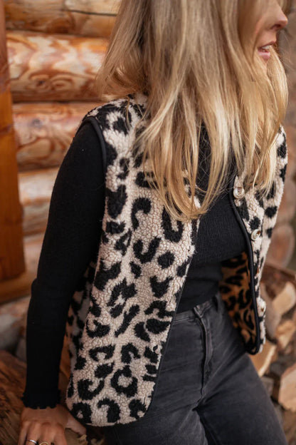 Alida | Dames Teddy Bodywarmer met Luipaard Print