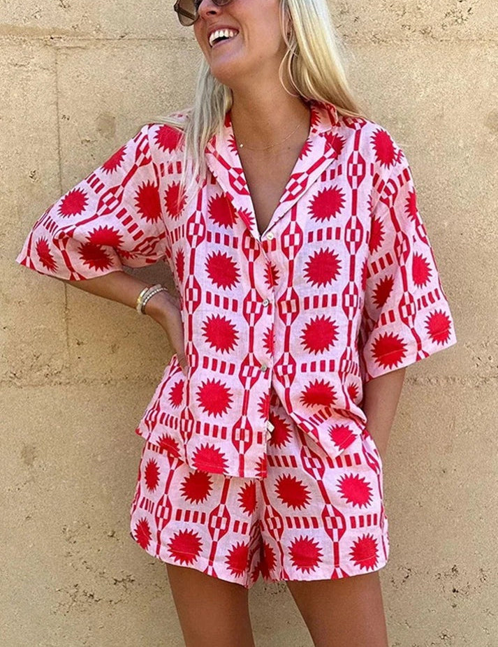 Alona | Stijlvolle Tweedelige Zomerset Dames – Top en Shorts met Print1