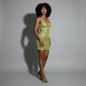 Aureline | Vrouwen Mini Jurk - Goudgroene Pailletten, Curve-Hugging Fit 3
