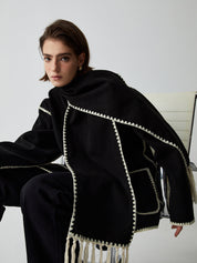 Belise | Contrast Trim Jas met Sjaal – Stijlvol & Comfortabel