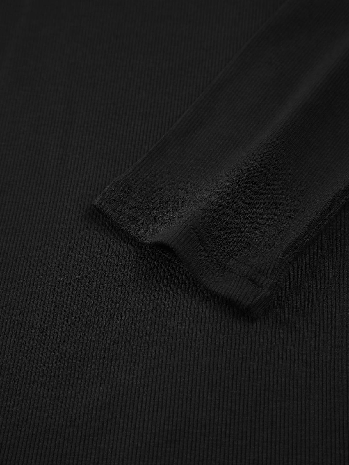 Bluma | Stretch Jersey Top met Lange Mouwen Contrast Halslijn