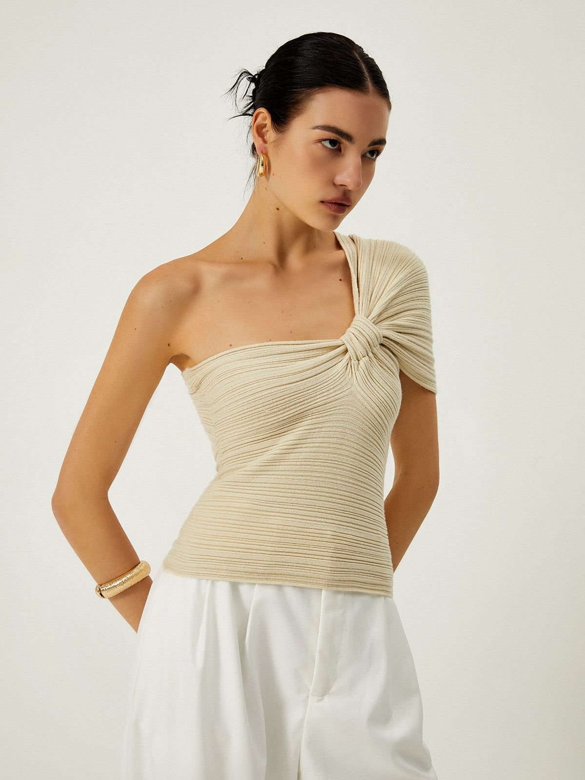 Lavinia | Asymmetrische Top - Elegant One Shoulder Ontwerp
