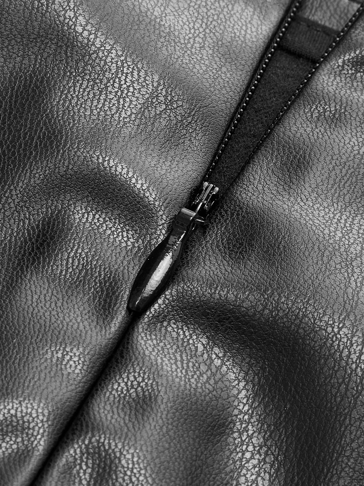 Cathi | Leren Plissé Rok met Split – Elegant & Trendy Look