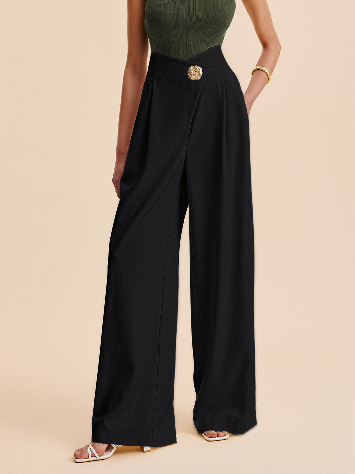 Gia | Elegante High Waist Wide-Leg Broek met Gouden Knoop