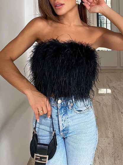 Clara | Top Met Veren En Bandeau-Halslijn