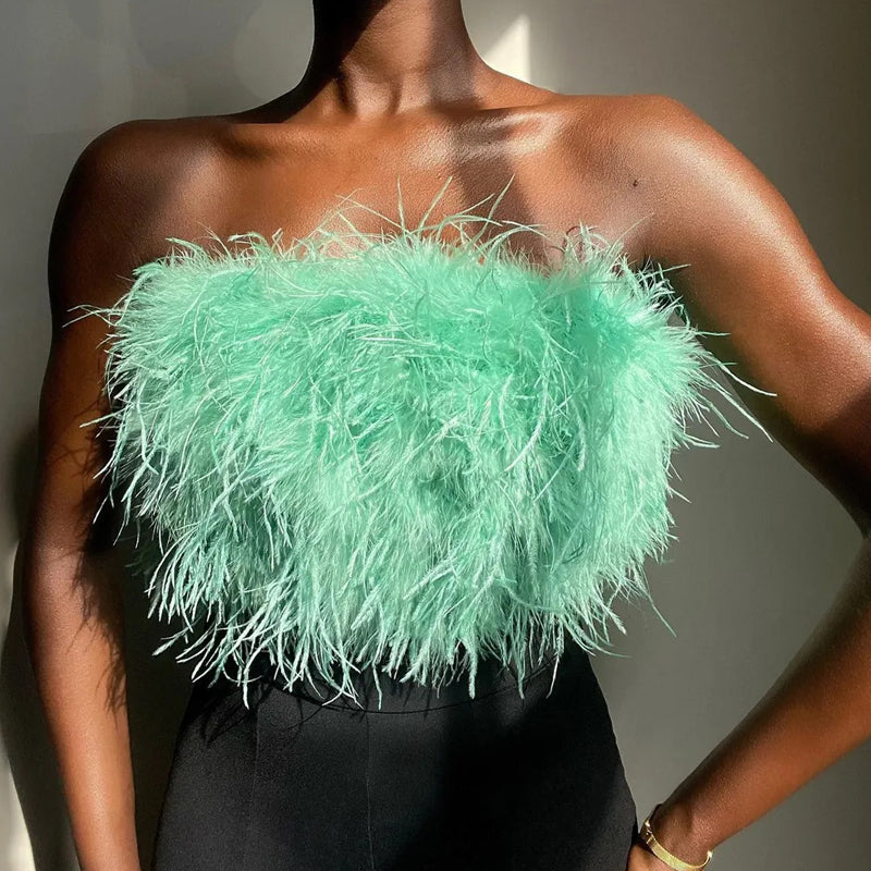 Clara | Top Met Veren En Bandeau-Halslijn