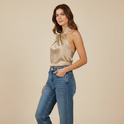 Bria | Satijnen Mouwloze Blouse met Gedraaide Hals