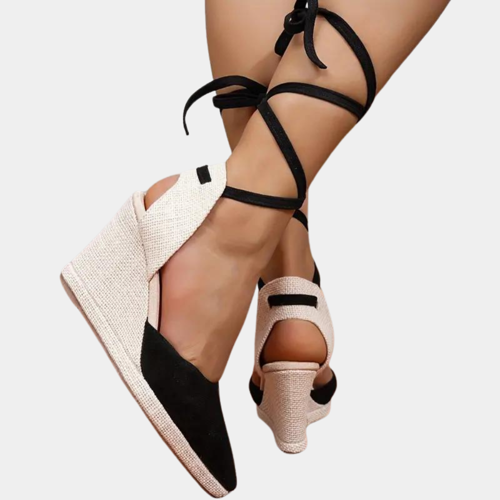 Modesta | Zwarte Dames Sleehak Sandalen met Vetersluiting