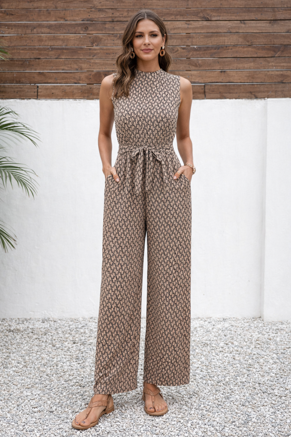 Mouwloze jumpsuit met V-halslijn dames