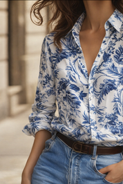 Transparante Knopenblouse met Blauwe Bloemenprint