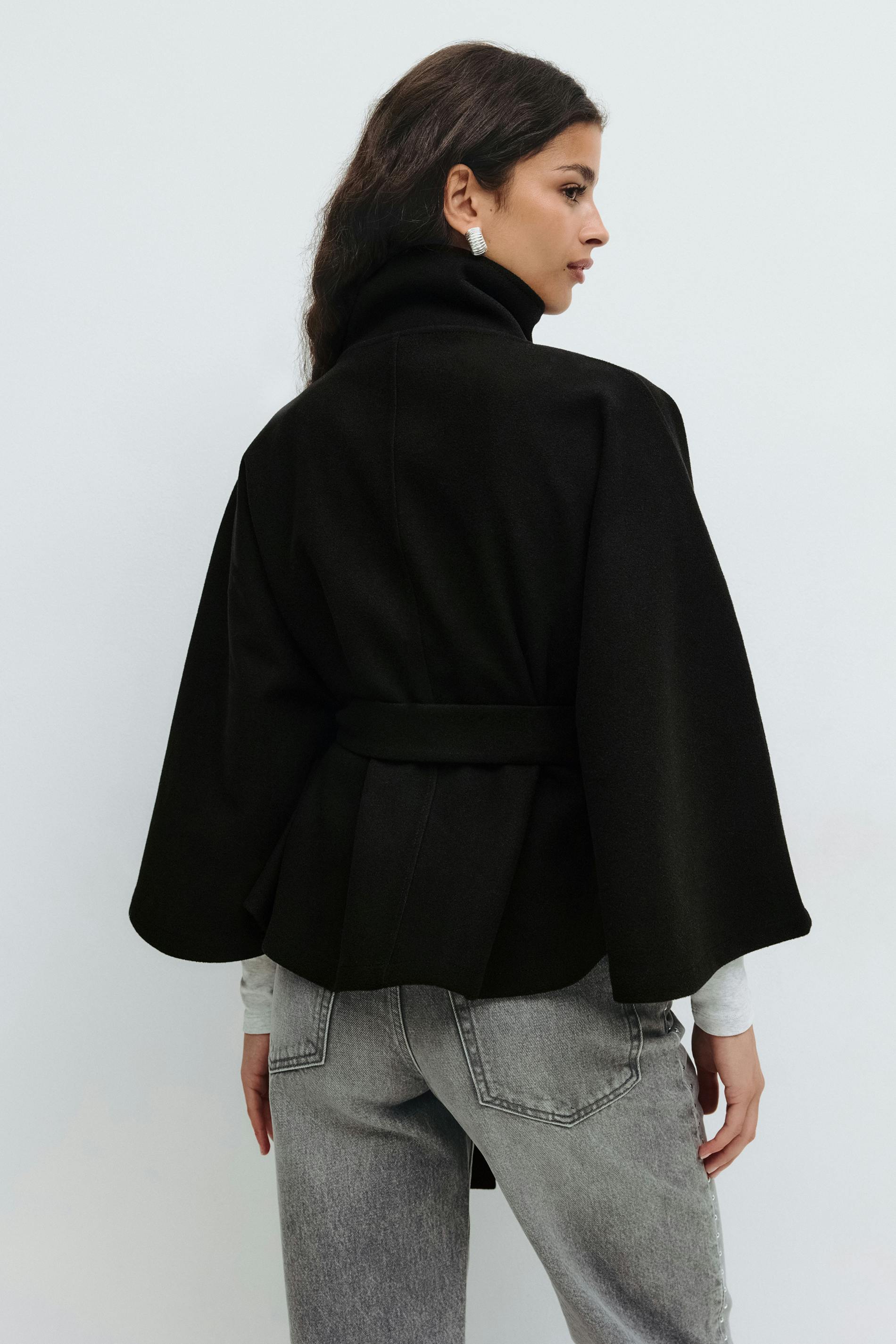 Clara | Dames Winterjas - Elegante Cape met Hoge Kraag en Strikceintuur 9