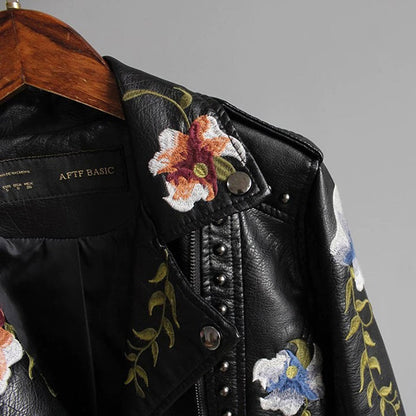 Maya | Vrouwenjack met bloemen