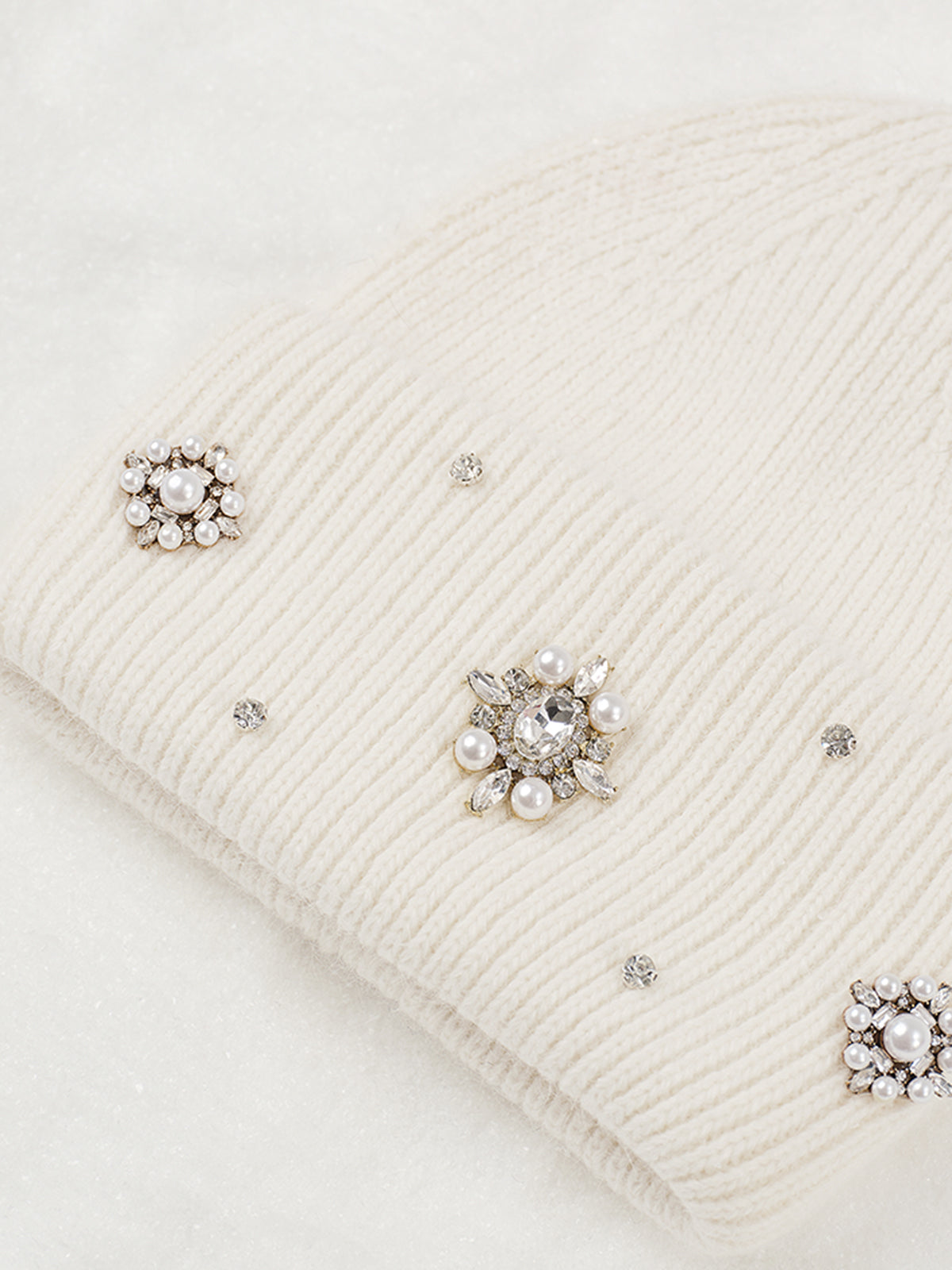 Loro | Zachte Muts met Strass Details voor Dames