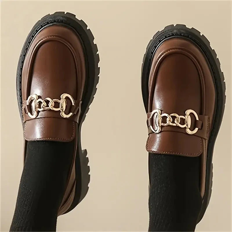 Daisy | Dames Zwarte Chunky Loafers - Luxe Design met Kettingdetail 6
