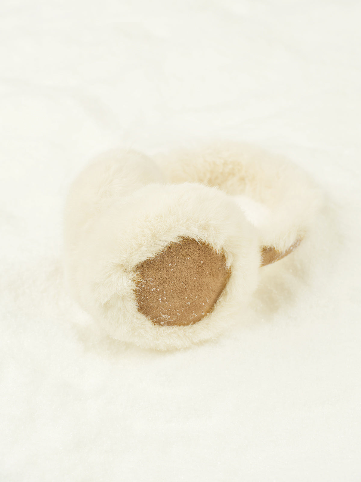 Dalia | Dames Oorbanden - Trendy Winteraccessoire